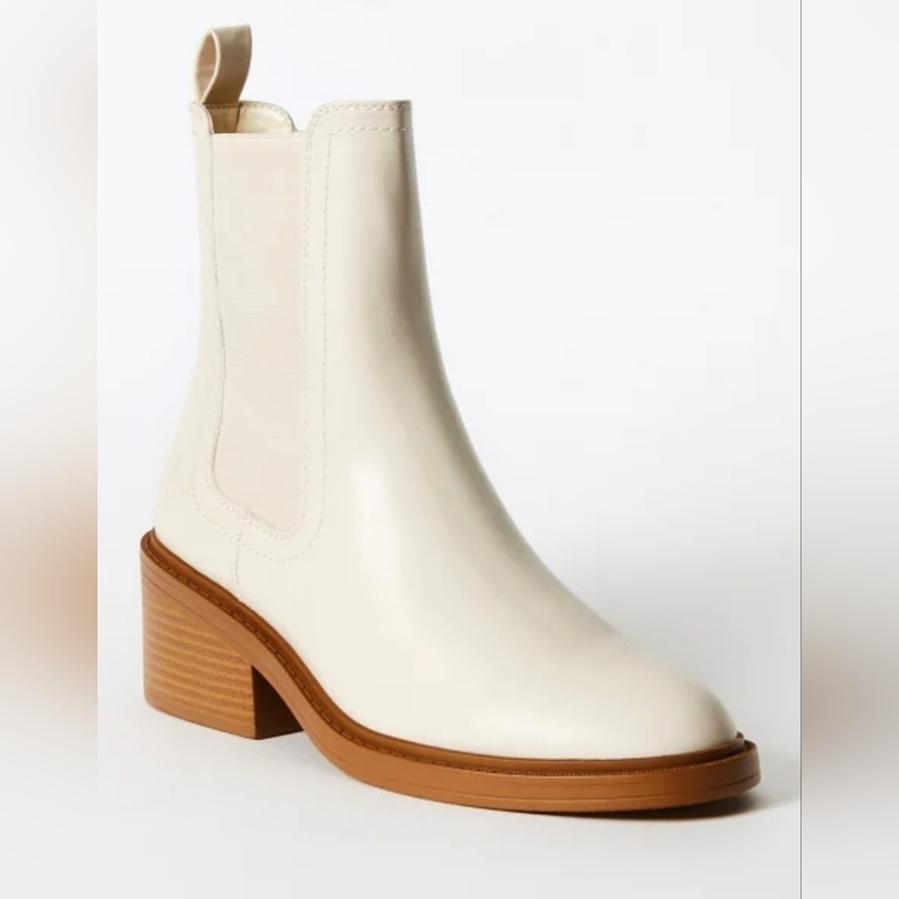 JustFab Loren Chelsea Bootie size 12